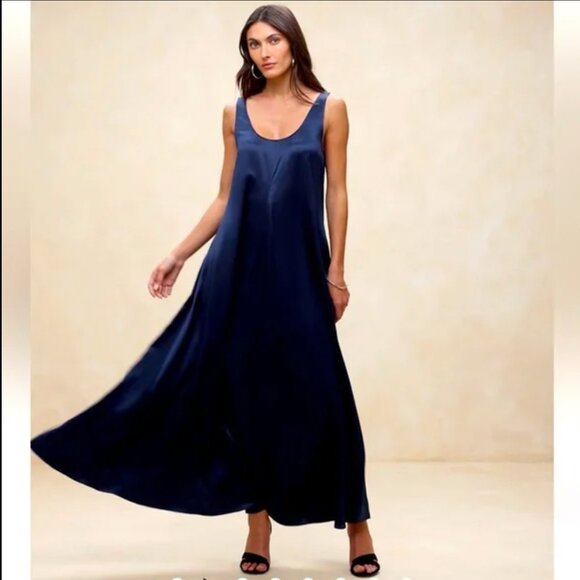 Banana Republic Serenade Dress 100% Silk Maxi Navy Blue Long Tank Flowy Small S - Picture 1 of 14